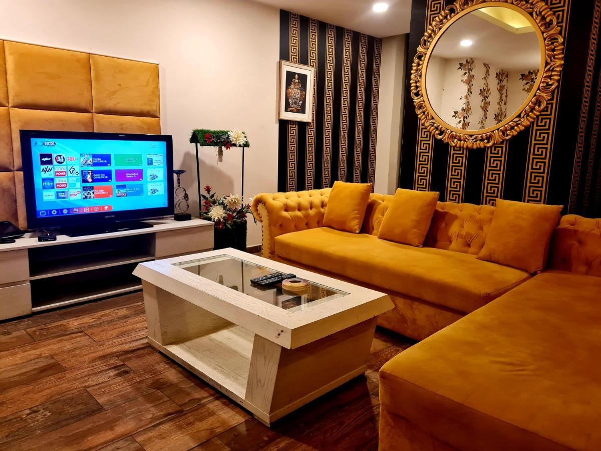 Royal Residencia Centaurus Apartment Islamabad Luaran gambar